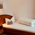 Kaiserstuehler-hof Hotel Breisach