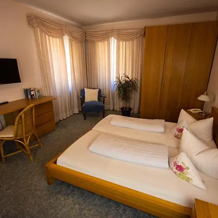 فندق Kaiserstuehler-hof