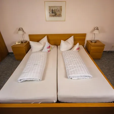 Kaiserstuehler-hof فندق