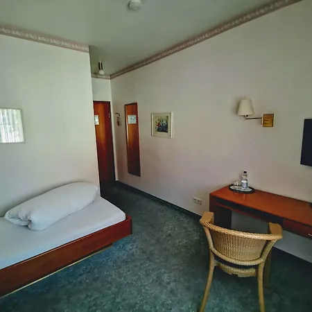 فندق Kaiserstuehler-hof 3*