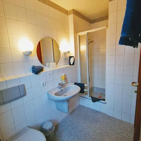 Отель Kaiserstuehler-hof 3*