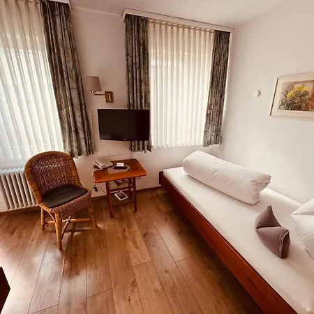 Kaiserstuehler-hof Hotel Breisach