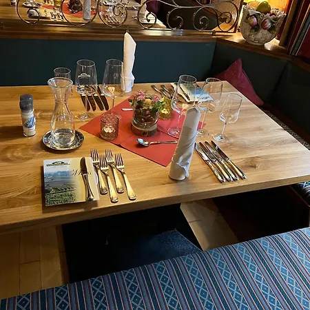 Kaiserstuehler-hof Hotel 3*